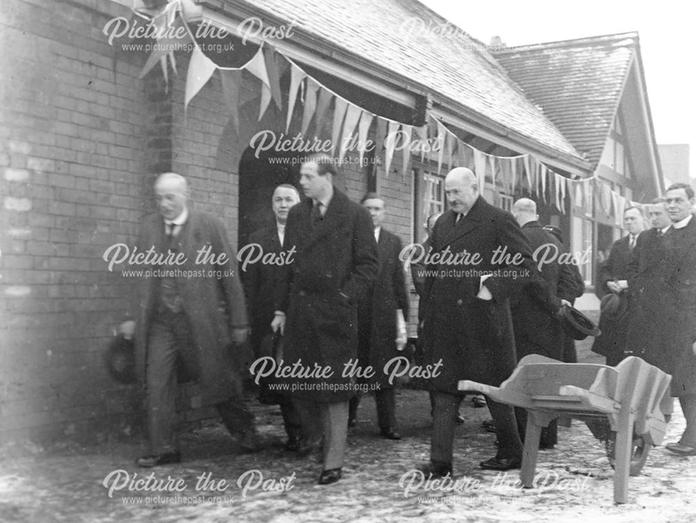 Royal visit by HRH The Duke of Kent, Cross Hill, 1937 ?