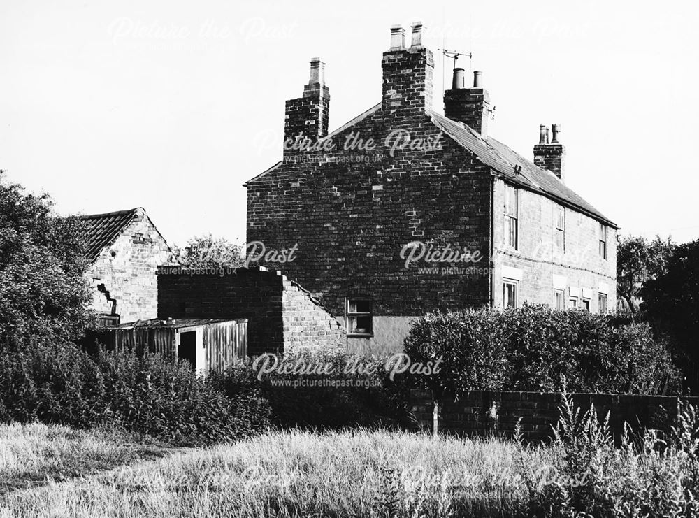 Dukes Place, off Church Street, Ilkeston, 1962