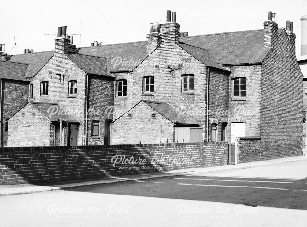 Crompton Street, Ilkeston, 1962