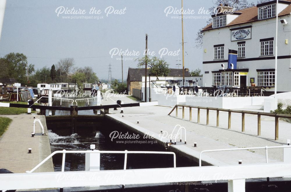 Trent Lock on the Erewash Canal, Long Eaton, 1987