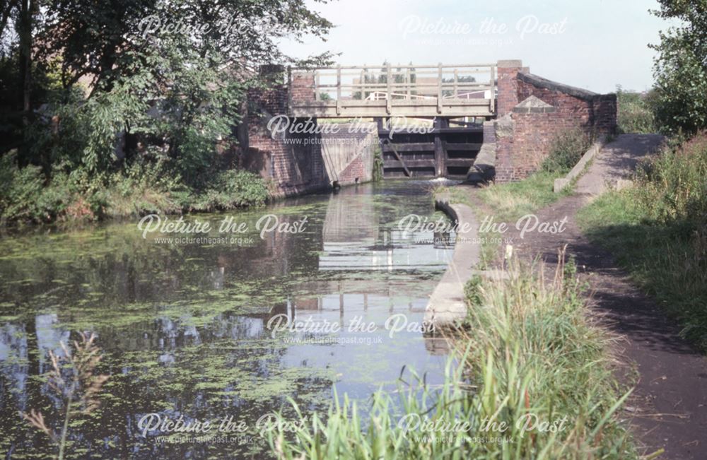 Erewash Canal at Green's Lock, Larklands, Ilkeston, 1979