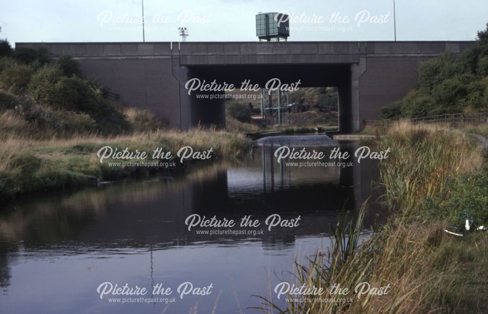 Bridge carrying the M1 over the Erewash Canal, Stanton Gate, 1979