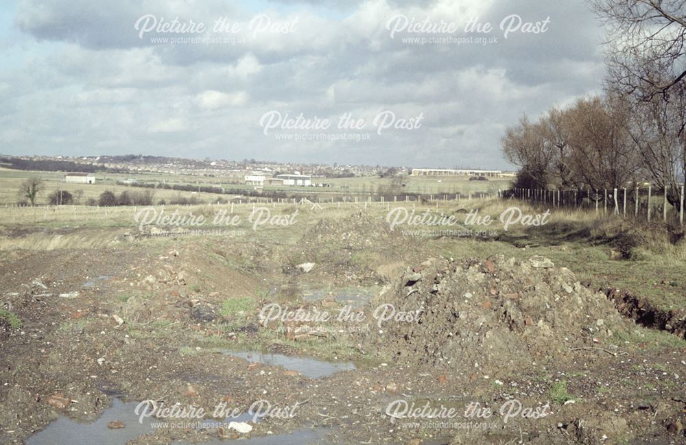 Alignment of the abandoned Nottingham Canal at Glasshouse Yard, Awsworth, 1980