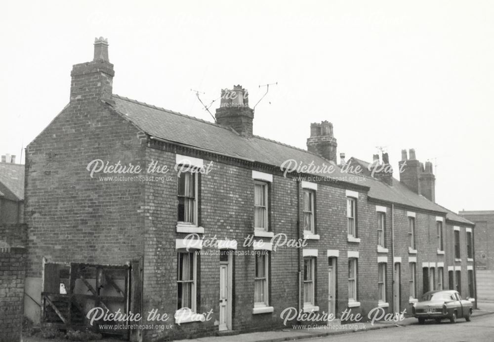 Nos 33-28 Belvoir Street, Ilkeston, 1968