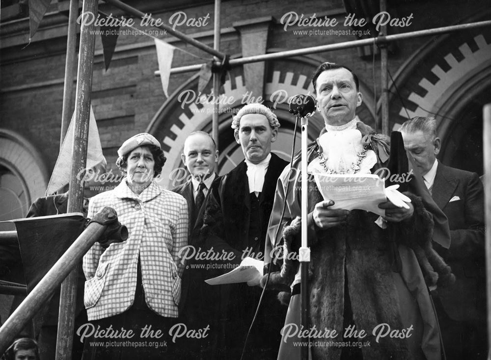 Ilkeston Fair Official Opening, 1955