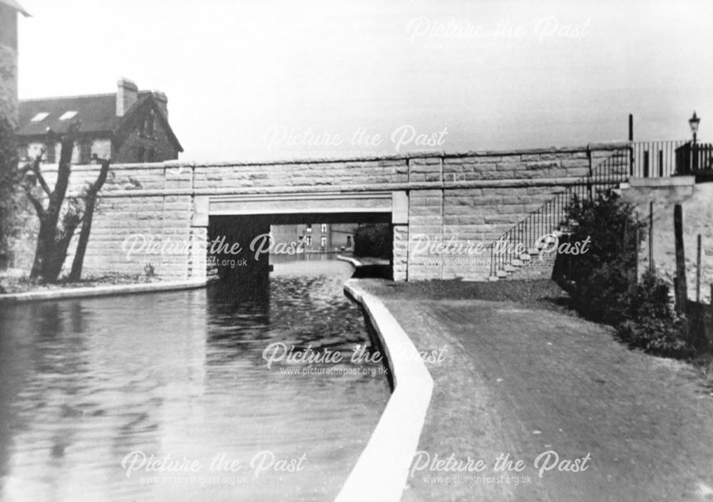 Station Road Bridge, Erewash Canal, Ilkeston, c 1930 ?