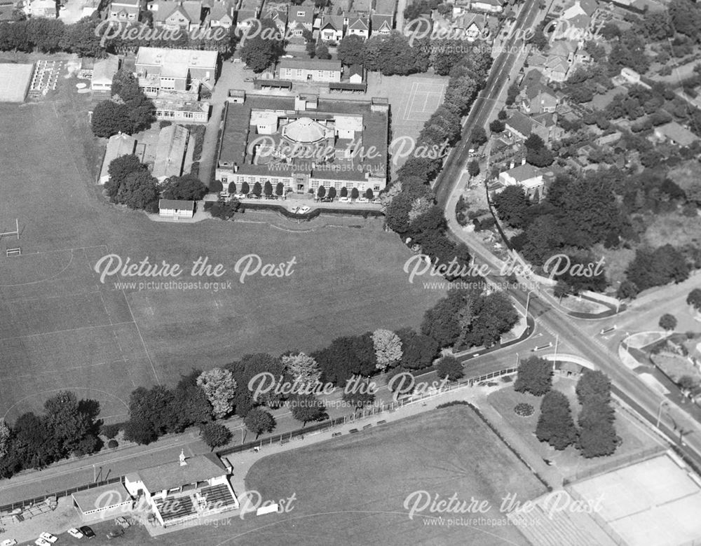 Aerial view showing West End Drive area, Ilkeston, 1971