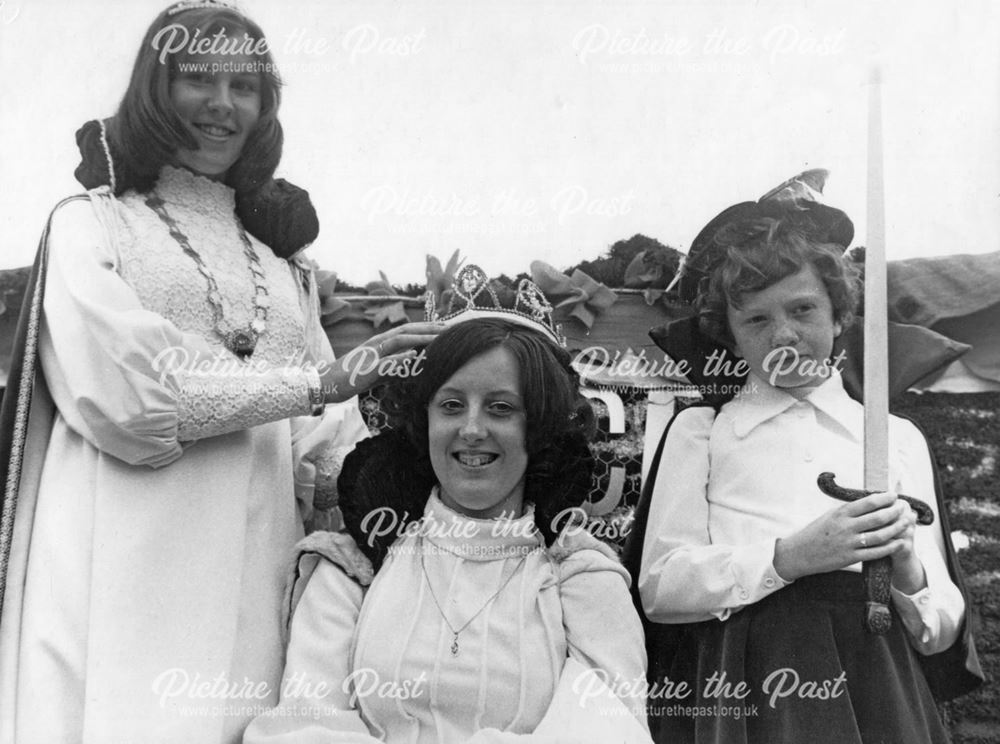 Queen of the Peak, Hayfield Carnival, Hayfield, 1974