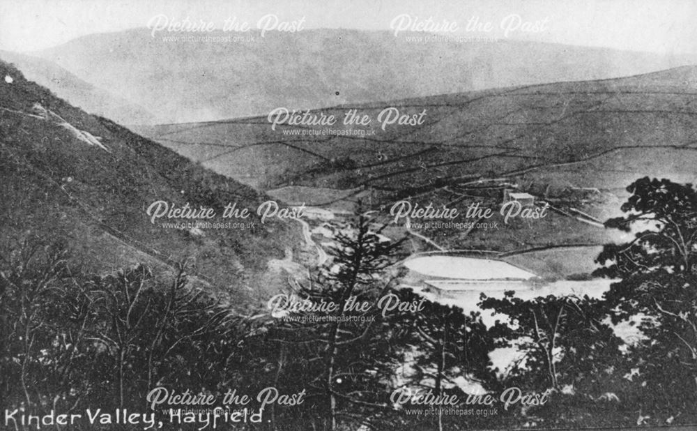 Kinder Valley, Kinder Lodge and Hill House Farm, near Hayfield, c 1910s