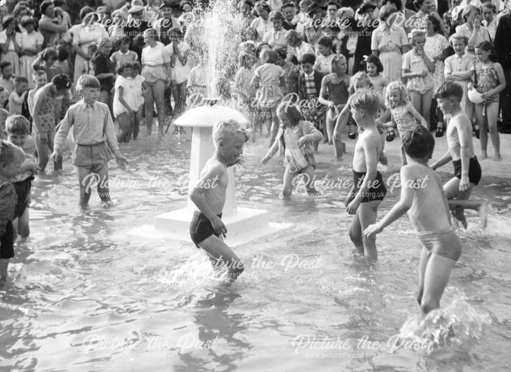 Opening of the paddling pool