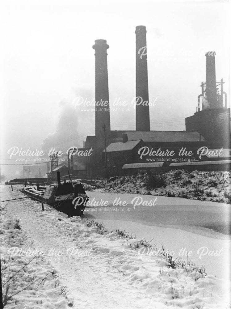 Stanton 'New' Iron Works (of 1874) from the Erewash Canal in winter