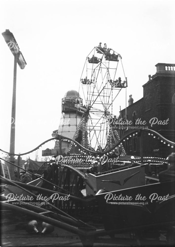 Ilkeston Fair - Ferris wheel and Helter-skelter on Wharncliffe Road