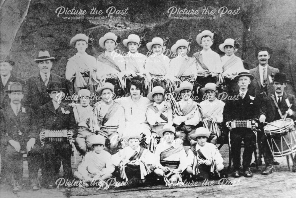 Old Glossop Morris Dancers