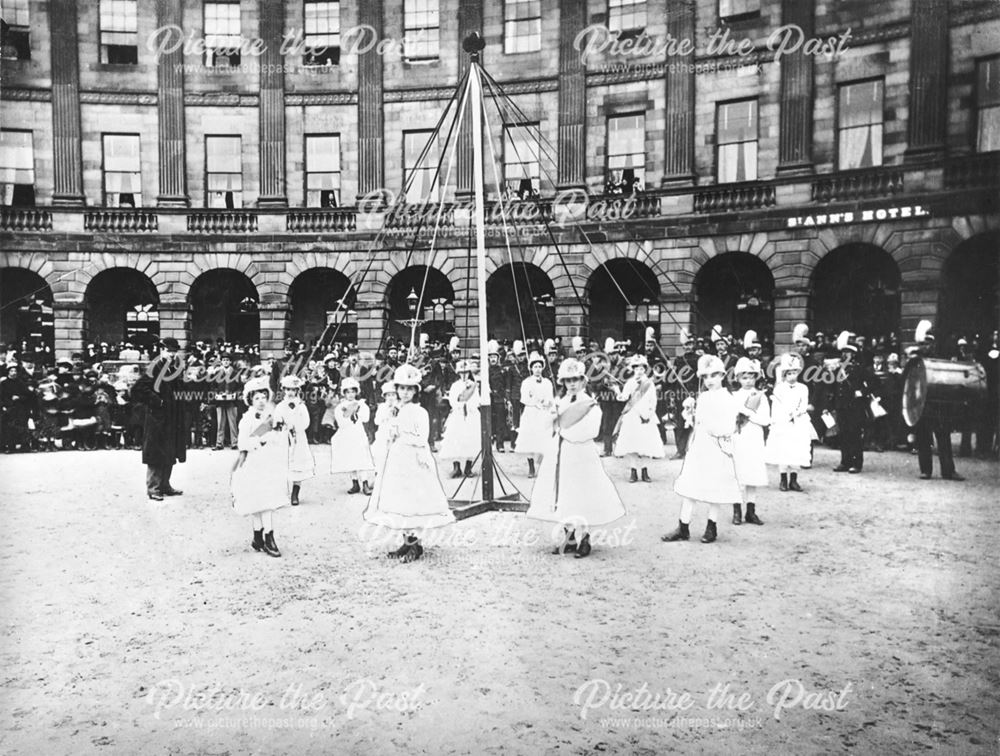 Maypole Dancers, The Crescent