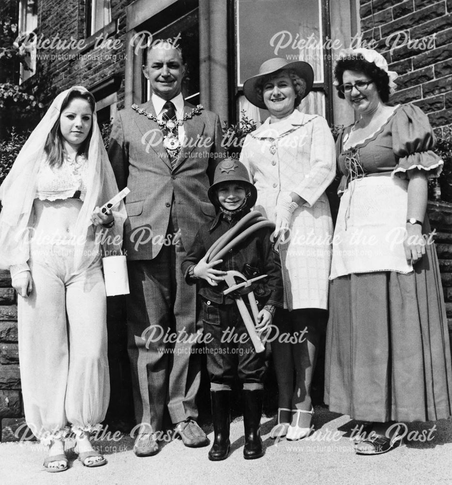 Whitfield Well Dressings - Fancy Dress Winners, Glossop, 1976