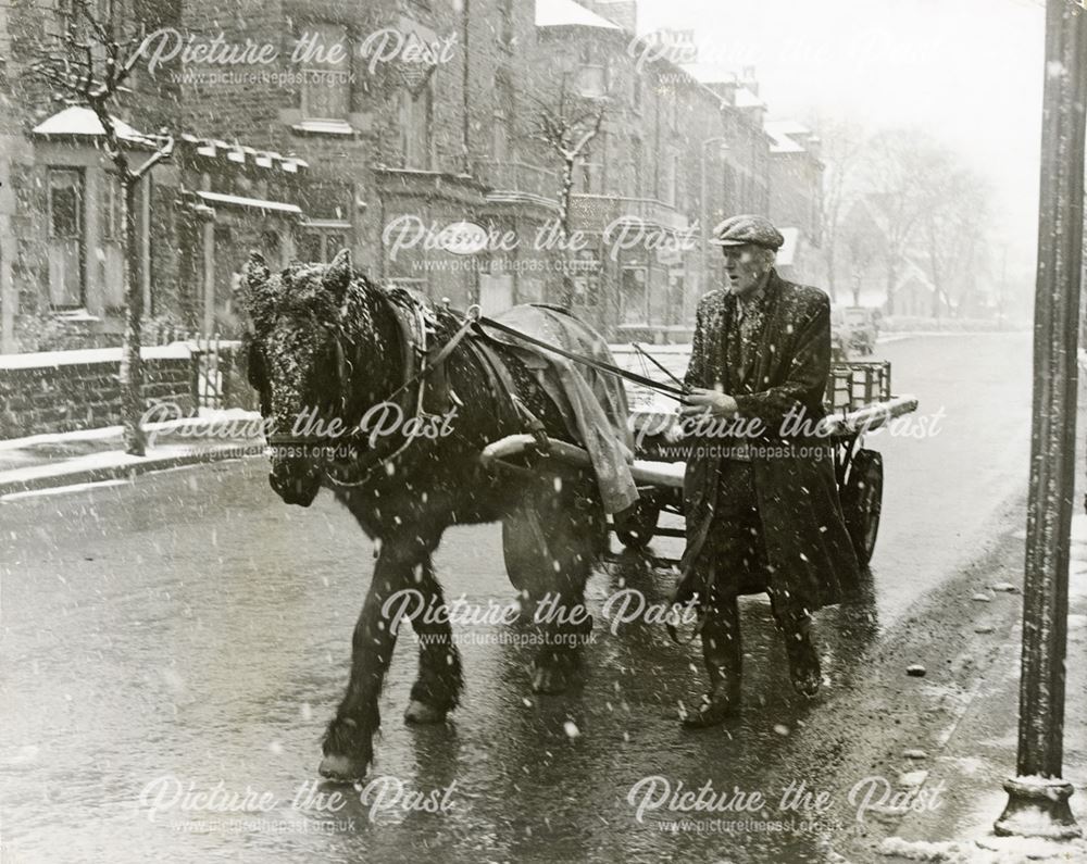 Morten's Dairy Float, Dale Road, Buxton, 1965