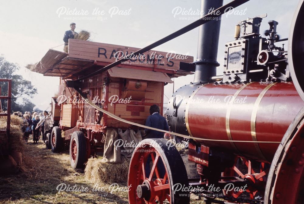 Mr Burr's Traction Engine powering a threshing machine on a Killamarsh farm