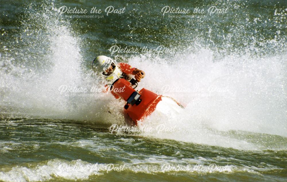 Jet-skiing race on the lake, Rother Valley Country Park