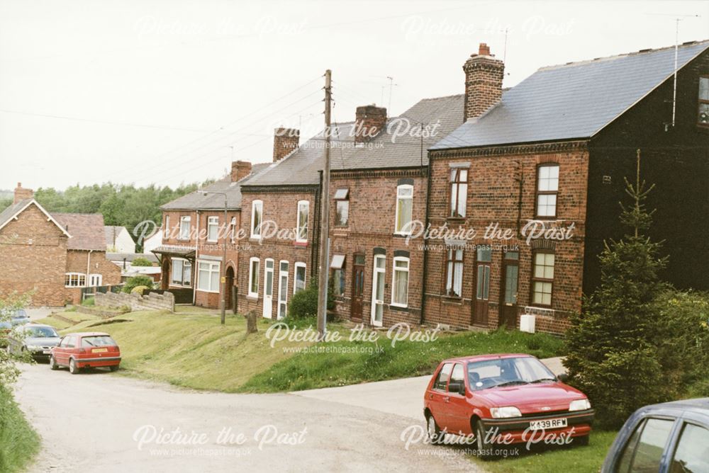 Station Road towards Sheffield Road