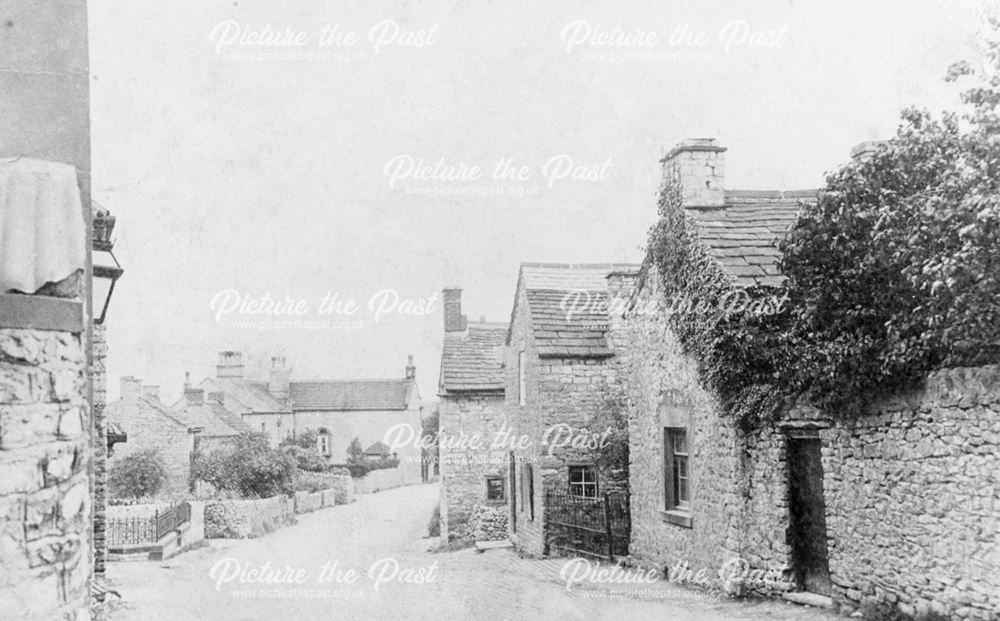 Cottages across from the Queen's Arms