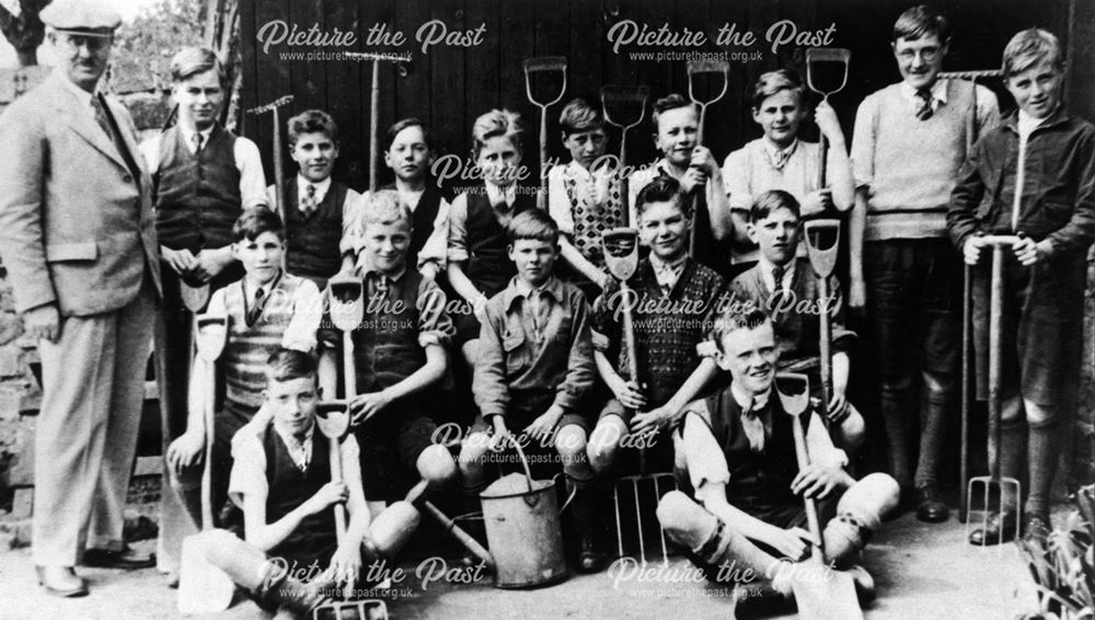 Ashover School, Gardening Group, 1936