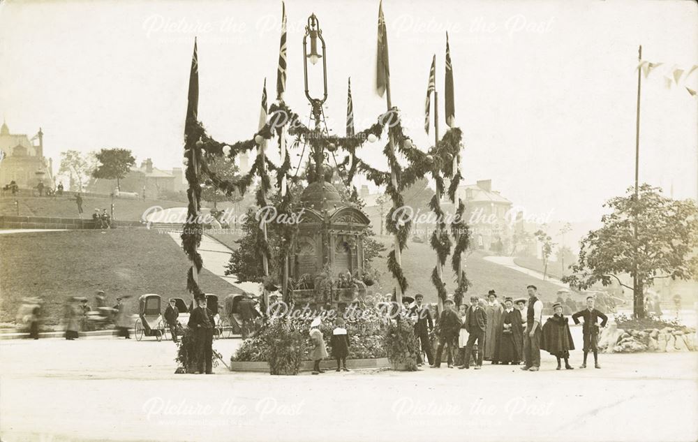 The Slopes and Turner's Monument, Buxton, c 1906