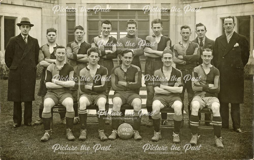 G T Earle Ltd Works Football Team, 1931-2