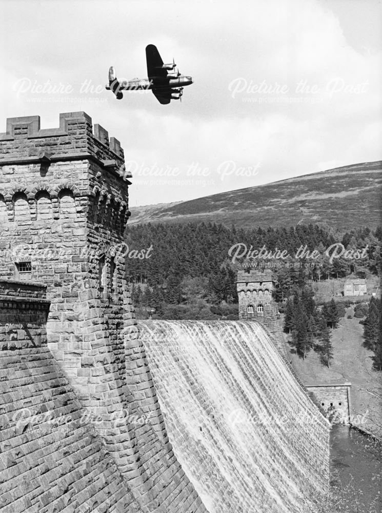 'Dambusters Return', Derwent Dam, Ladybower reservoir, 1981