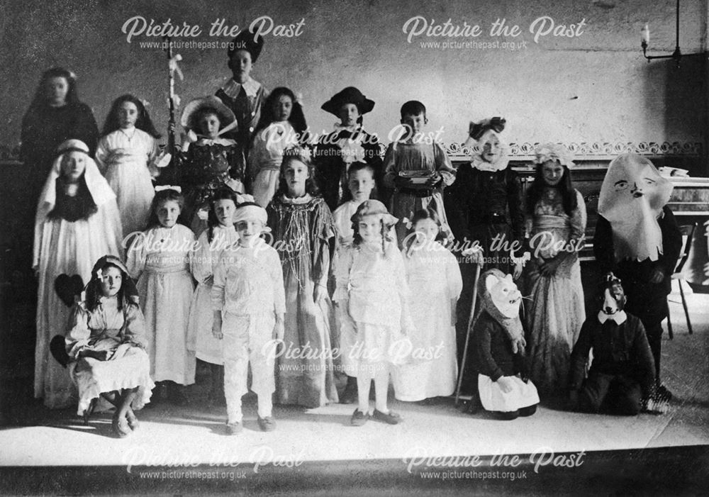 Matlock Bank Methodist Church Children in Costume, c 1900s