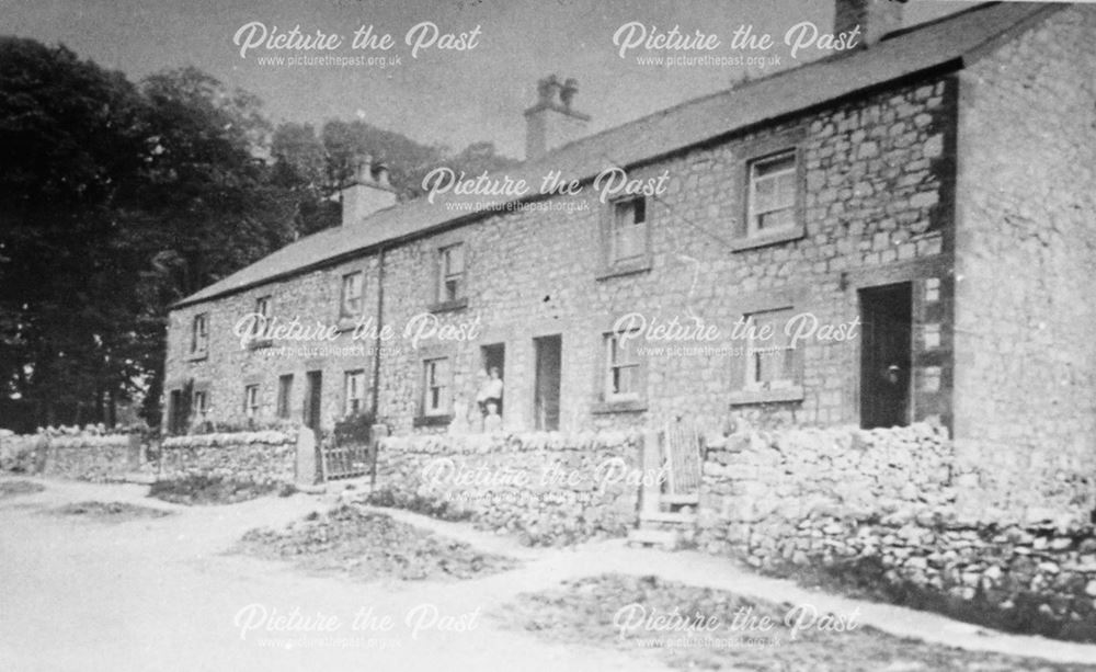 Cottages on The Ditch, Chelmorton