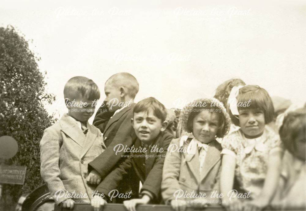 Whitsuntide Treat, St Alkmund's Sunday School Outing, Edward Street, Derby, 1937