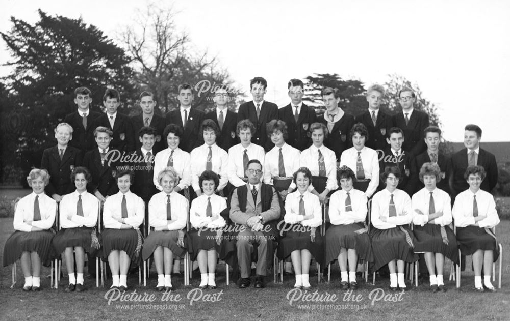Class Photograph, Tupton Hall Grammar School, Station New Road, Tupton, 1960