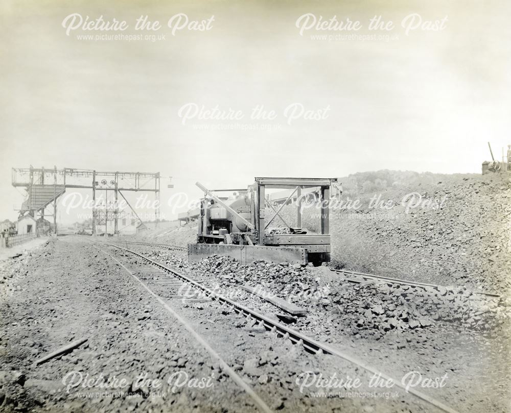 Unloading Station, Ironstone Mines, Lamport, c 1930s