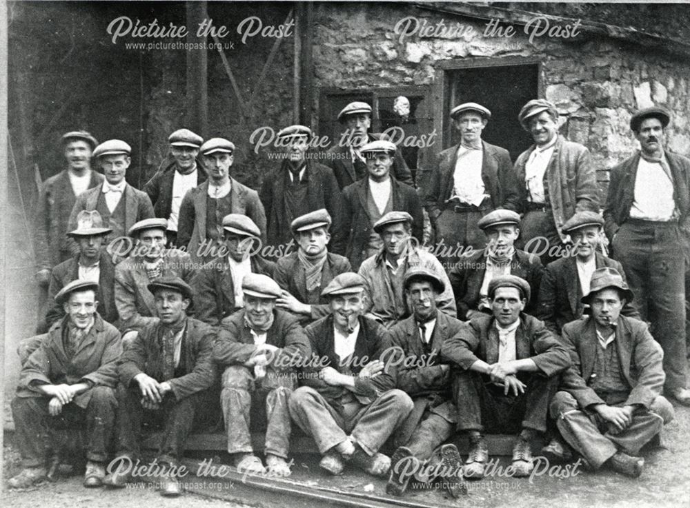 Workers at Middle Peak Quarry, Wirksworth, c 1910s