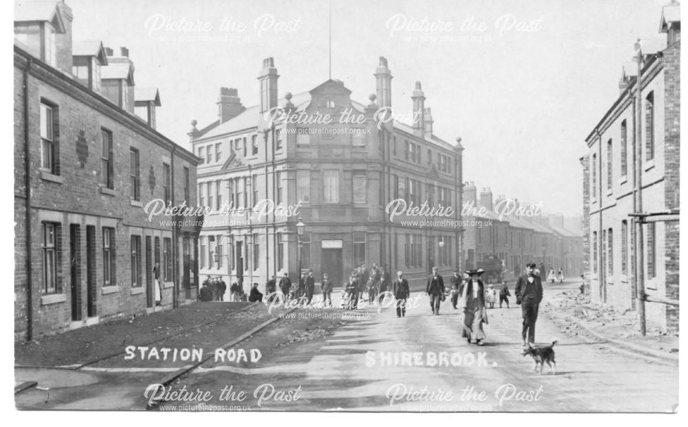 Station Road - showing The Station Hotel and Portland Road junction