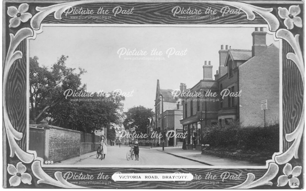 Victoria Road, Draycott, c 1900