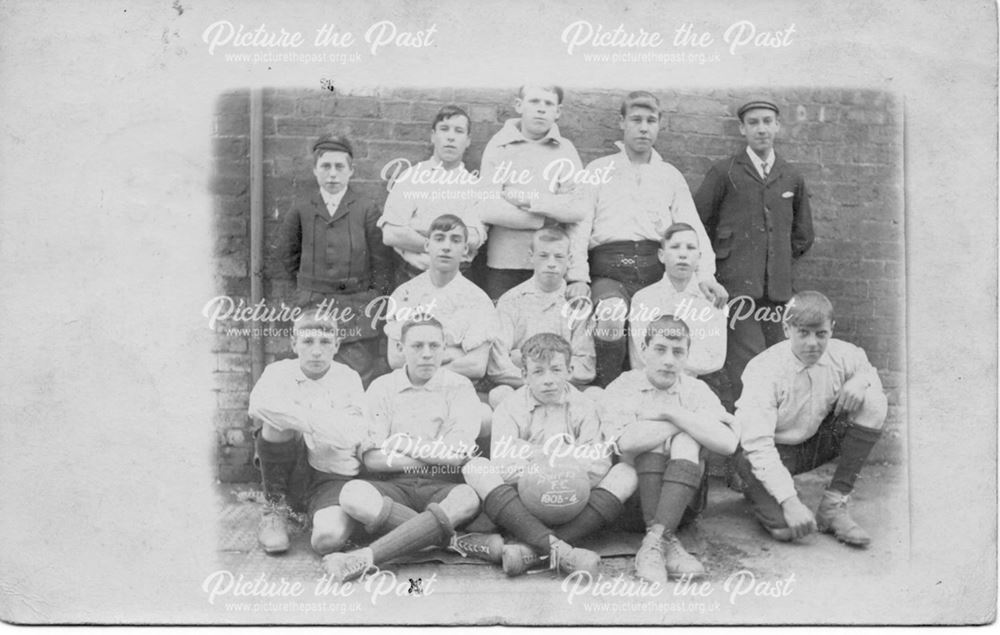 Swanwick Swifts football team, 1903-4