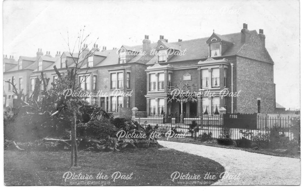 Drummond Road Houses from Victoria Park, Ilkeston, c 1900s?