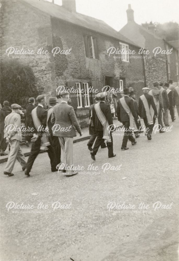 Procession by Friendly Society (?), c 1930s-1940s