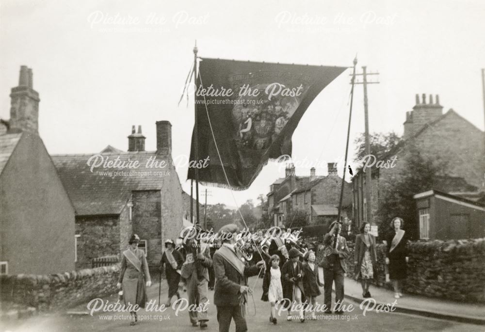 Procession by Friendly Society (?), c 1930s-1940s