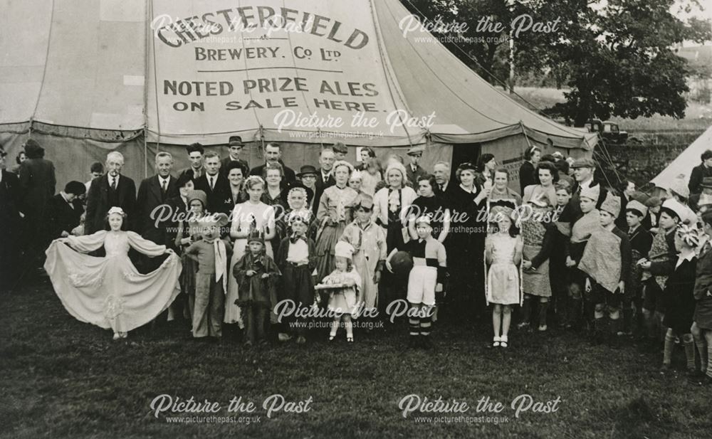 Milltown Carnival Fancy Dress Competition and Onlookers, Oaskstedge Lane, Milltown, c 1930s