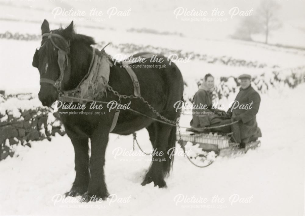 Delivering the Milk on the Lane, Raven House, , Milltown