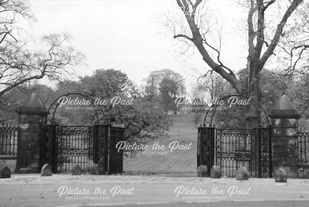 Wrought iron gates to Renishaw Hall