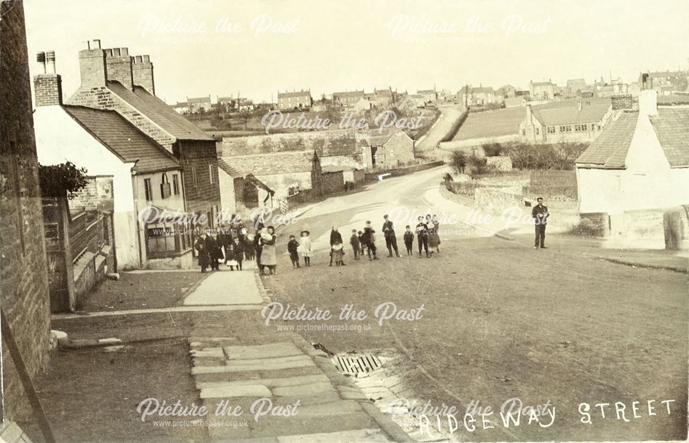 Main Road, Ridgeway, near Eckington, early 1900s