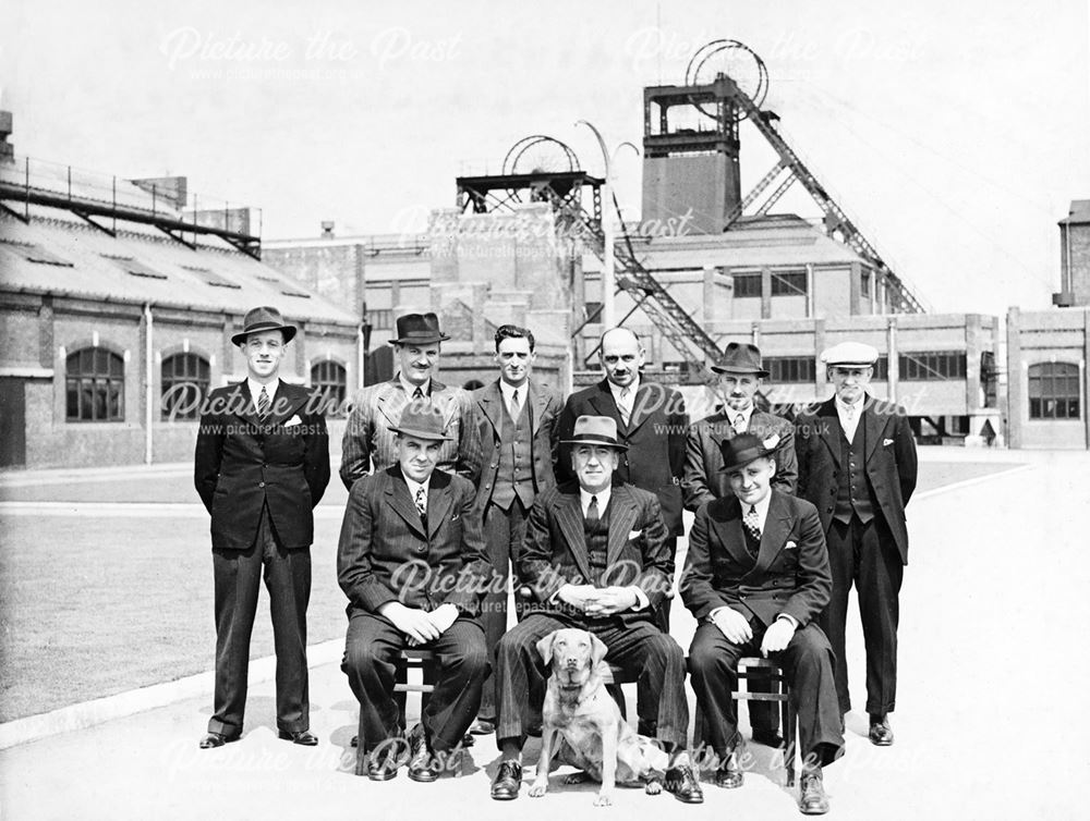 'The Modernisation of Williamthorpe Colliery 1938-40' - Technical Staff : Chief Electricians, draugh