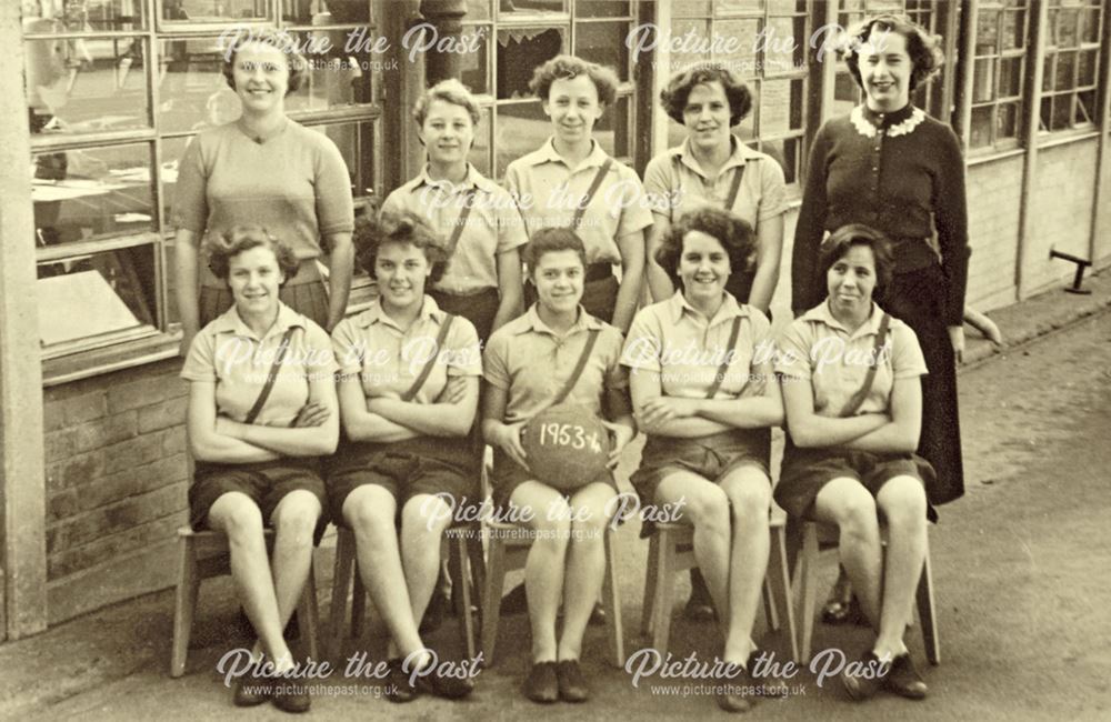 Junior Netball Team, Heath County School, 1953-54