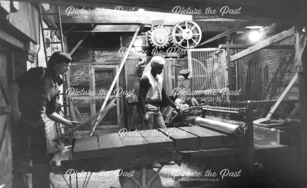 The cutting machine at Chellaston Brick Works