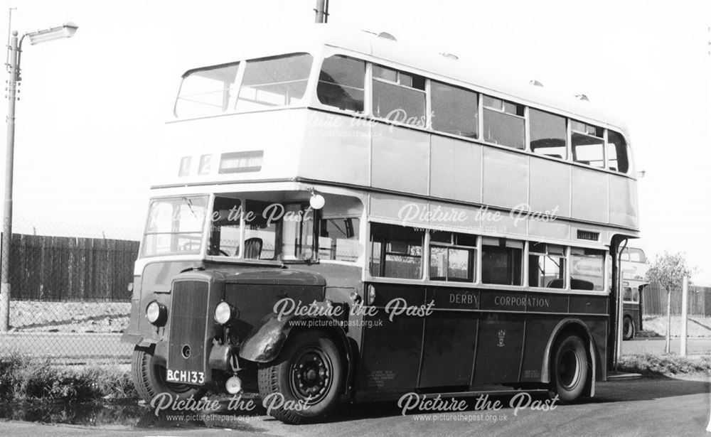 Derby Corporation motor bus No.33