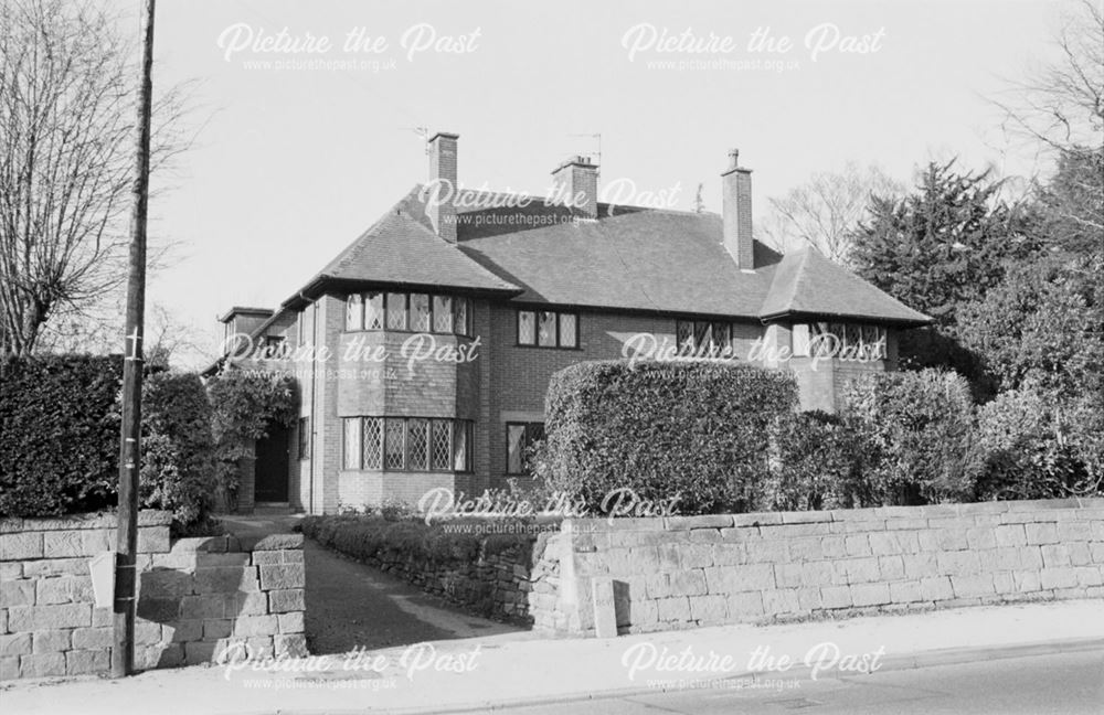 Pair of semi-detached houses on the on the corner of West Bank Avenue