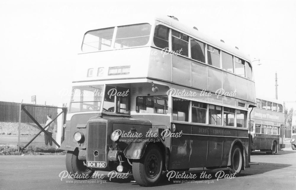 Derby Corporation motor bus No.90